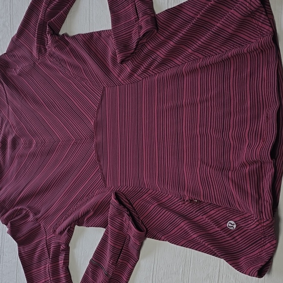Lululemon Kanto Catch Me Long Sleeve Stripe Wine Berry Black Top| Women's Size 6 - Picture 11 of 12